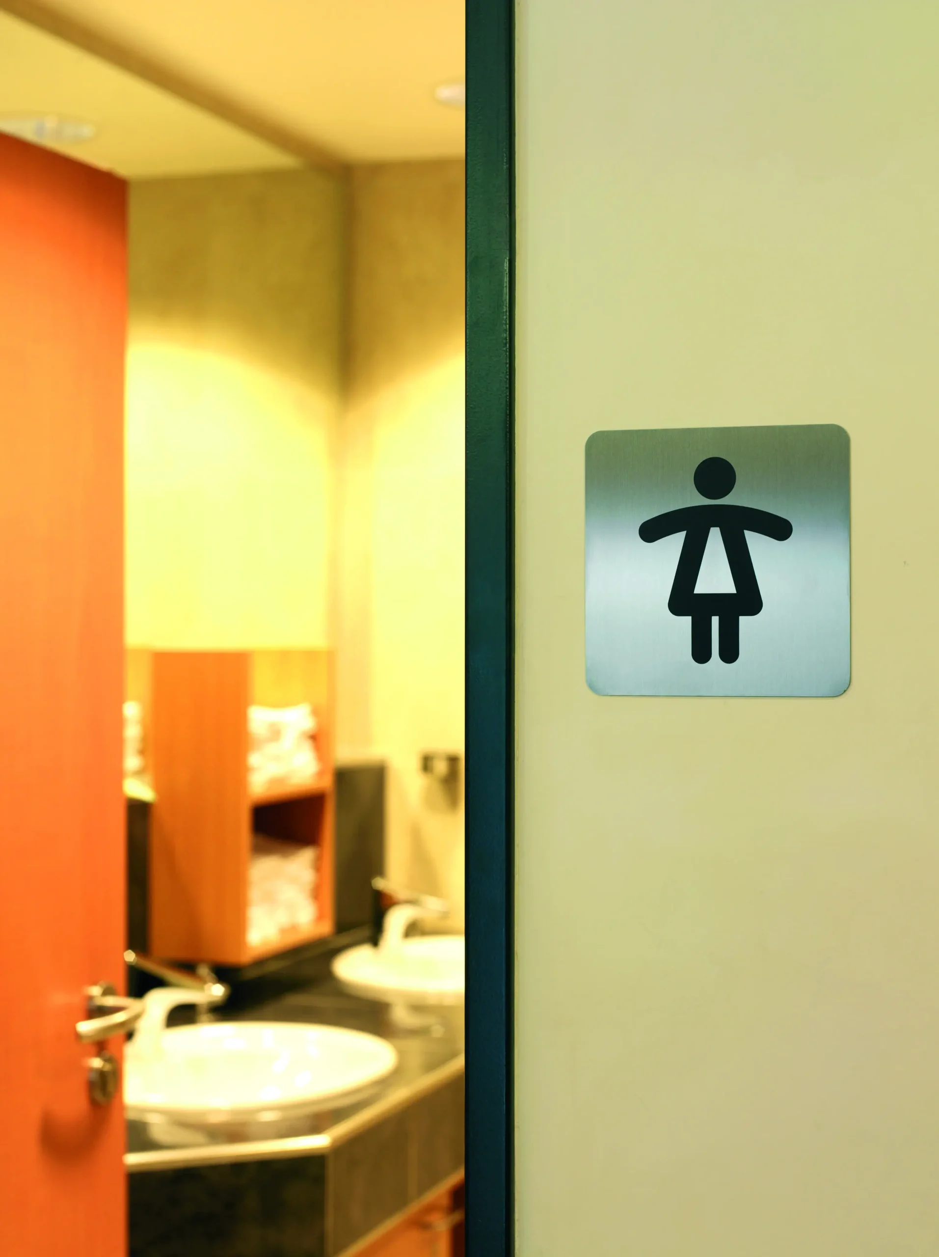 PICTO Women’s WC 150x150mm - Image 2